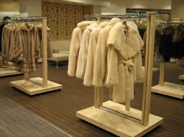 Сербия запретила убийство животных для производства меха