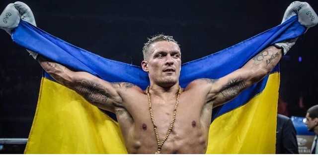 Усик прокомментировал возможность получения российского гражданства