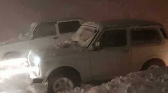 Накрыло десятки машин: в Крыму сошла мощная лавина