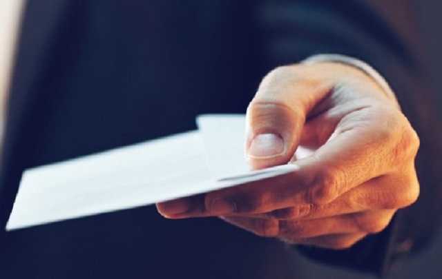 Зарплата в конвертах. Хто більше втрачає – держава чи громадянин?