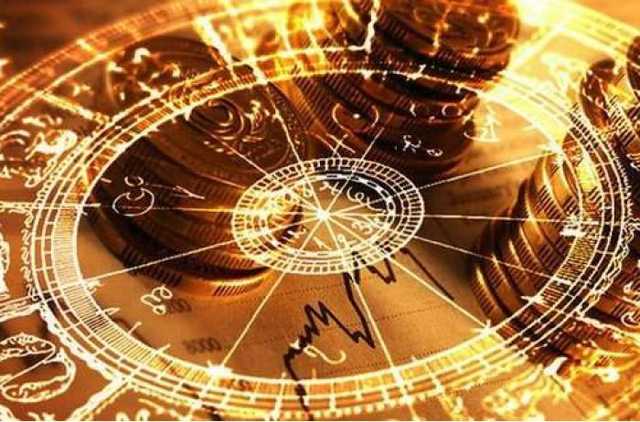 "Свинство целый год": астролог рассказал, что принесет Украине год Желтого Кабана