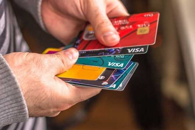 ПриватБанк списывает со счетов тысячи гривен: что происходит