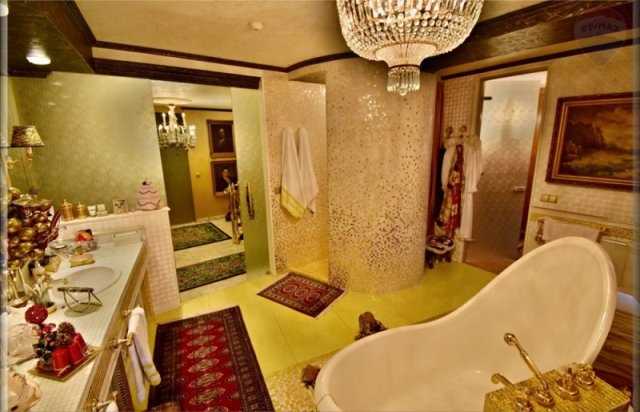 У стилі Пшонки. У Словаччині продають маєток колишнього міністра за 1 мільйон євро