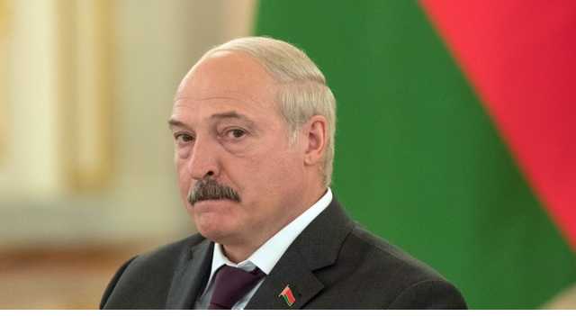 Лукашенко требует новых переговоров с президентом России по компенсациям
