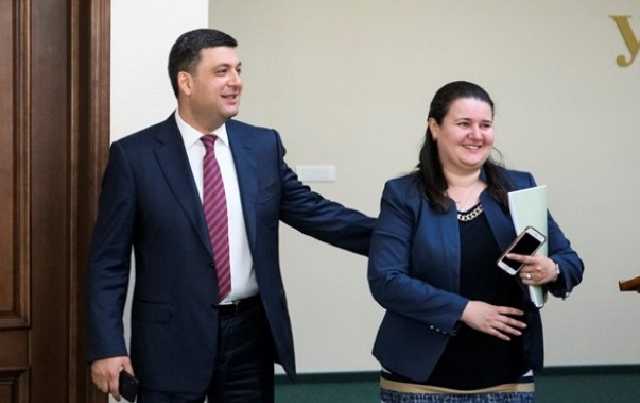 Минфин: Средняя зарплата в Украине в этом году превысит 10 тыс. грн