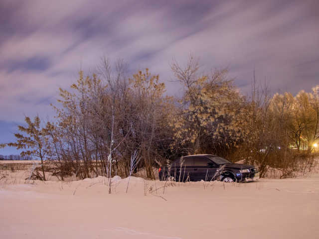 Пьяный водитель Audi влетел в поле, скрываясь от погони копов в Днепре
