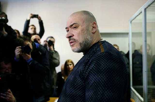 Суд вкотре не зміг зачитати обвинувальний акт щодо бандита Крисіна