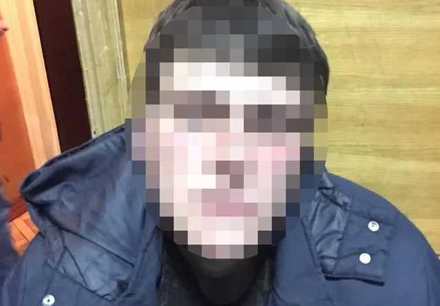 Мужчине, который поджег здание комплекса Киево-Печерской лавры, сообщили о подозрении