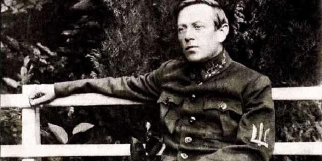 В Киеве откроют мемориальный барельеф украинскому военному Симону Петлюре