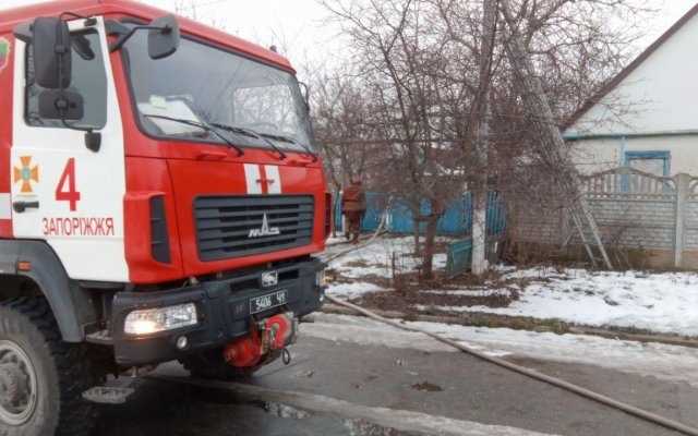 З’явилися фото з місця жахливої пожежі, в якій загинула майже вся сім’я