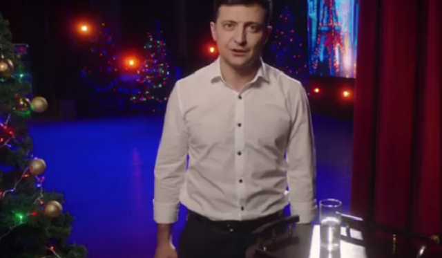 Зеленский назвал «техническим недоразумением» свое новогоднее обращение на канале «1+1»