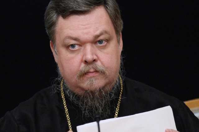 “Це столиця Русі”: у Москві священик РПЦ закликав захопити Київ, бо “Криму замало”