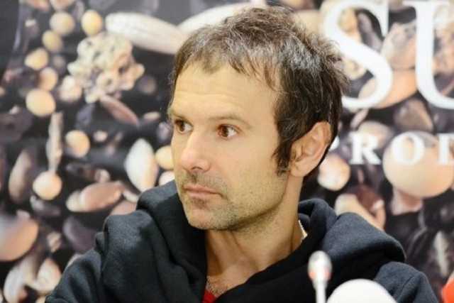 Украинские соцсети высмеяли Вакарчука, выдвинувшегося в президенты из Британии