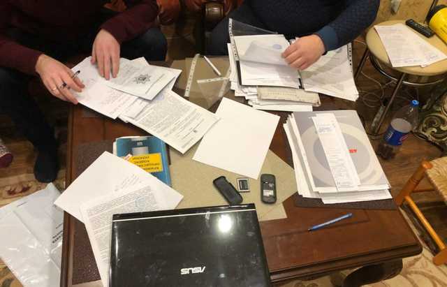 В Днепропетровской области задержали мошенников, которые продавали несуществующие автомобили