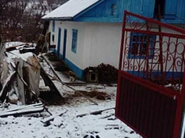 В селе на Львовщине мужчина зарубил жену топором и покончил с собой