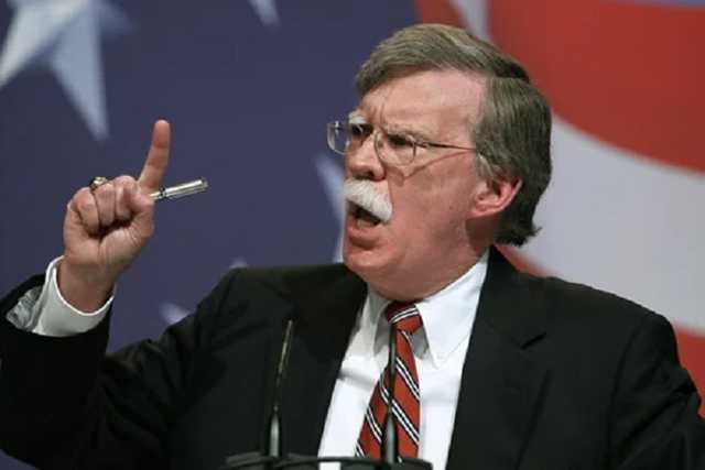 Болтон: Режим Мадуро будет лишен средств к существованию