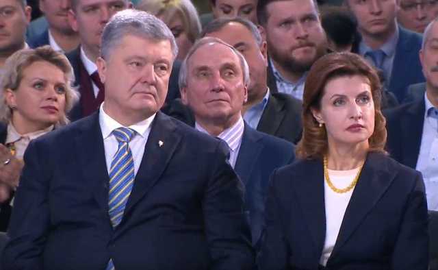 Порошенко объявил о своем походе в президенты в мятом пиджаке