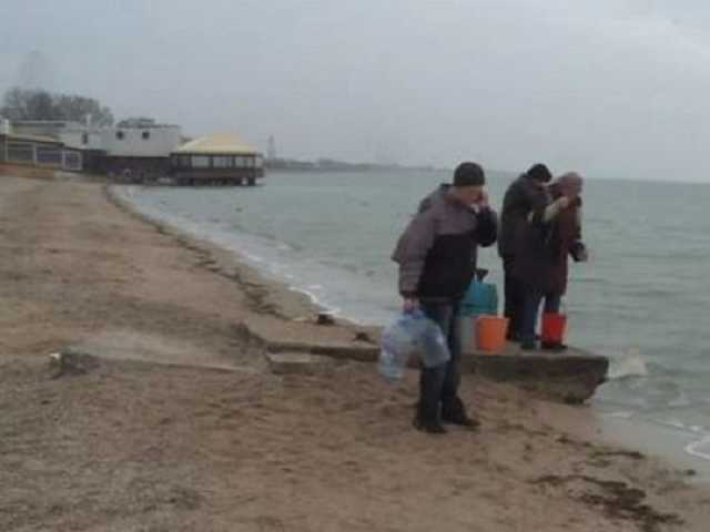 Обрушение коллектора в Бердянске: появился печальный прогноз ликвидации аварии