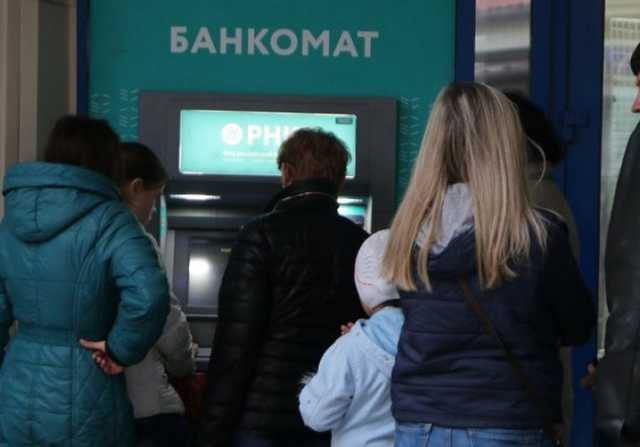 Украинские работодатели уменьшают долги по зарплатам