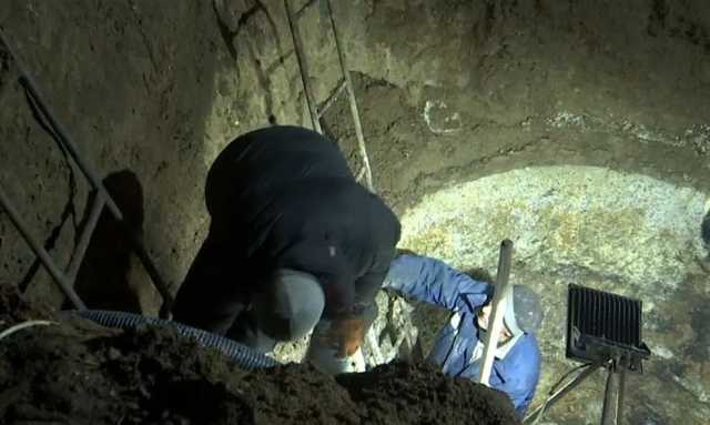 Жителям Бердянска обещают вернуть воду. Ремонтники запустили помпы, которые откачивают нечистоты