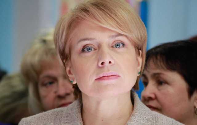 Гриневич в декабре получила более 70 тыс. грн премиальных и надбавок