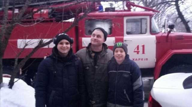 В Харькове два подростка едва не погибли в замерзшем болоте