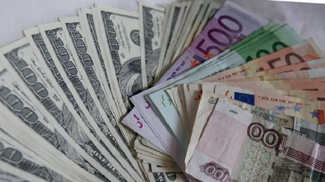 Резкая перемена доллара: аналитики спрогнозировали курс валют в Украине