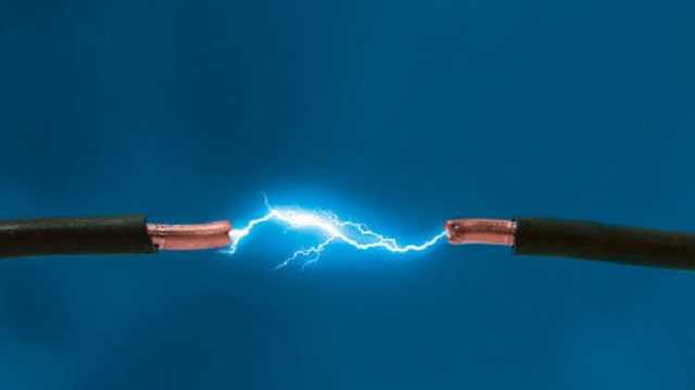 На Прикарпатье мужчину убило электрическим током во время установки интернет-кабеля