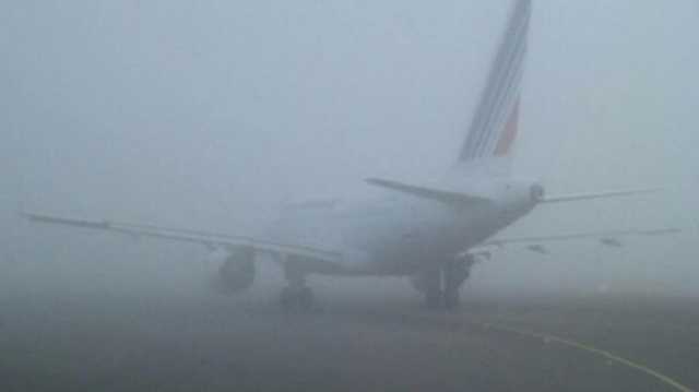 В Запорожье из-за тумана не смог приземлиться самолет