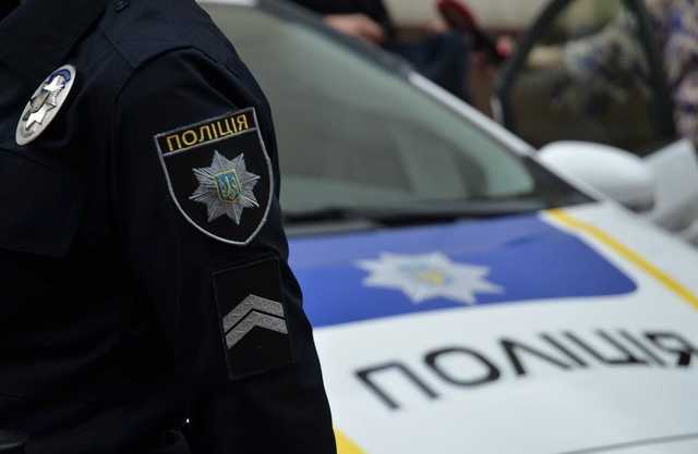 На трассе Киев-Одесса бандиты на автомобиле разбились на гололеде