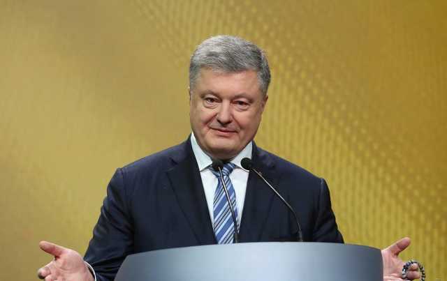 Сам собі кондитер. Порошенко отримав 11 мільйонів від власного фонду