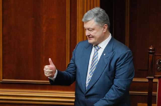 Порошенко заявил, что его задача – довести до 30 млн число туристов