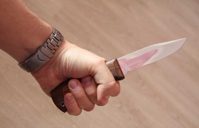 На Прикарпатье 77-летний пенсионер зарезал родного сына