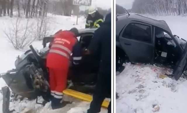 Ребенок не был пристегнут: под Киевом произошло масштабное ДТП