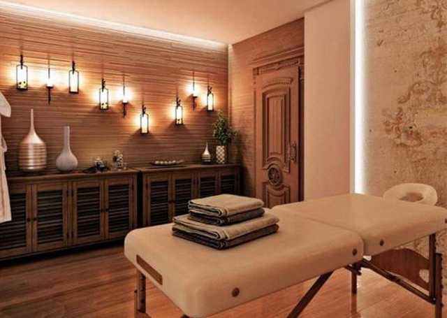 В Киеве 31-летняя сутенерша открыла «массажный салон» с проститутками