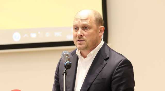 Нардеп Каплин защитил в прямом эфире программу Гитлера приняв ее за свою