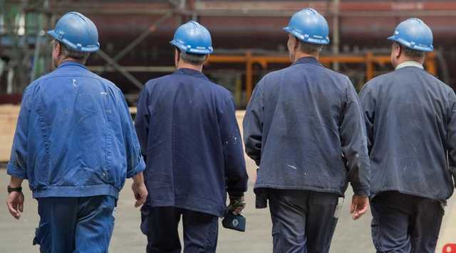 Стало известно, в каких сферах больше всего нелегально трудоустроенных работников