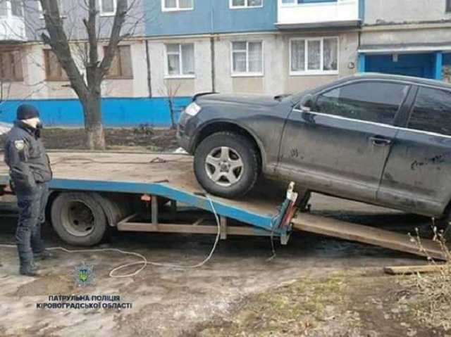 В Кропивницком из-за неуплаты алиментов у мужчины отобрали внедорожник