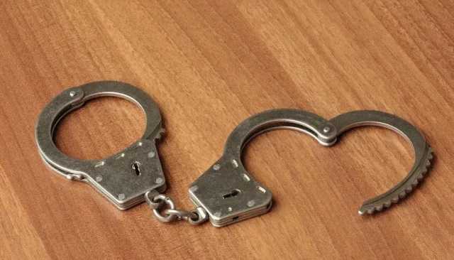 Прокуратура вручила подозрение полицейскому который накрыл скупщиков голосов от Порошенко