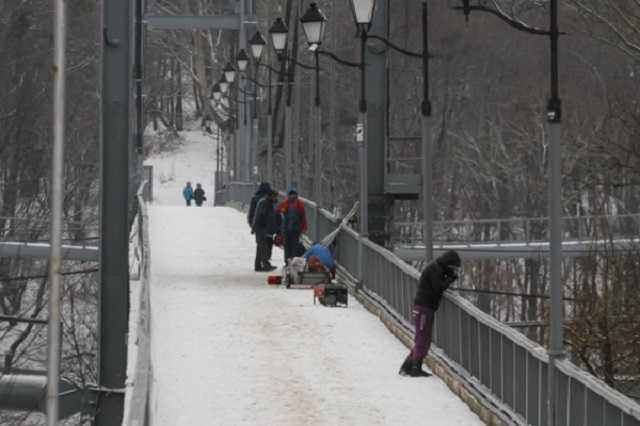 Рухнул с моста: в Житомире загадочно погиб майор ВСУ