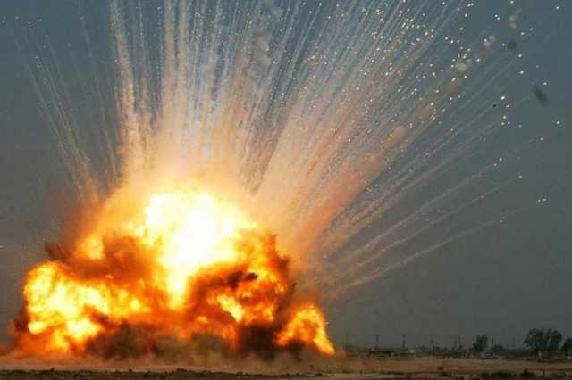 "Гори-гори ясно!" ВСУ засняли "праздничный фейерверк" со складом боеприпасов террористов