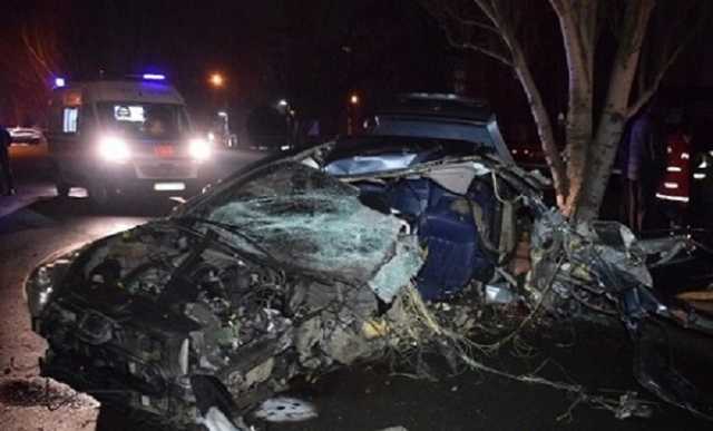 Смертельное ДТП в Николаеве: водитель вылетел из салона