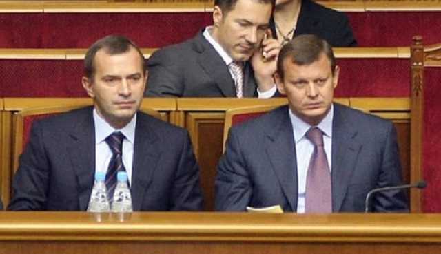 Порошенко і Луценко "відмазали": у ЄС погодили зняття санкцій з Андрія Клюєва