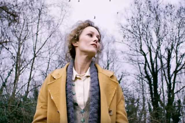 Ванесса Паради представила клип на песню о Киеве и разгневала украинцев