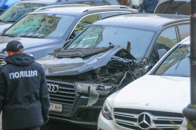 Взрыв на столичной Оболони: в полиции подозревают покушение на убийство