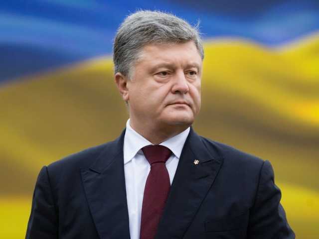 За месяц до выборов Порошенко изменил стрижку