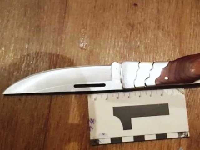 Одессит ударил полицейского ножом в грудь