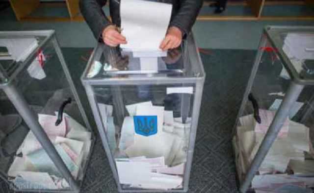 Толпы жителей террористических «республик» рвутся на выборы президента Украины