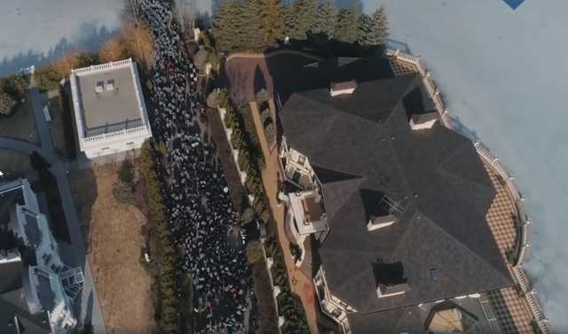 Элитный особняк Гладковского-младшего показали с высоты птичьего полета