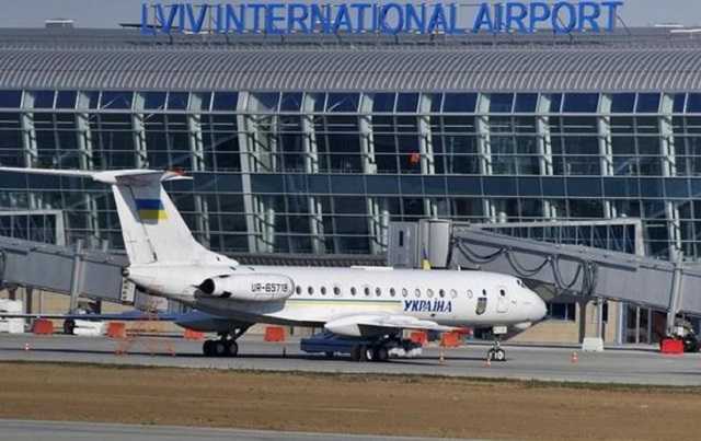 Бывшего замдиректора Львовского аэропорта посадили за коррупцию